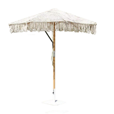 Um guarda-chuva de madeira de madeira de 2,5 mm de estilo europeu Bohemia Terylene Cotton Beach